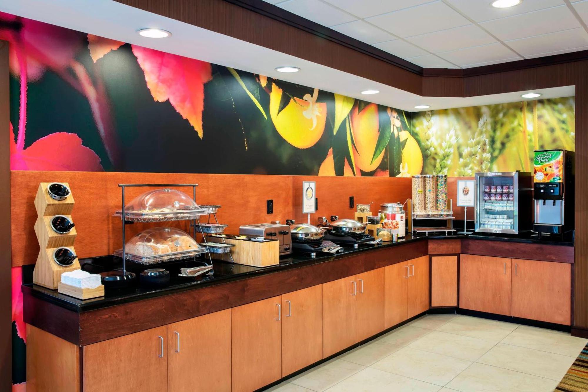 Fairfield Inn And Suites By Marriott Lakeland Plant City Exterior foto